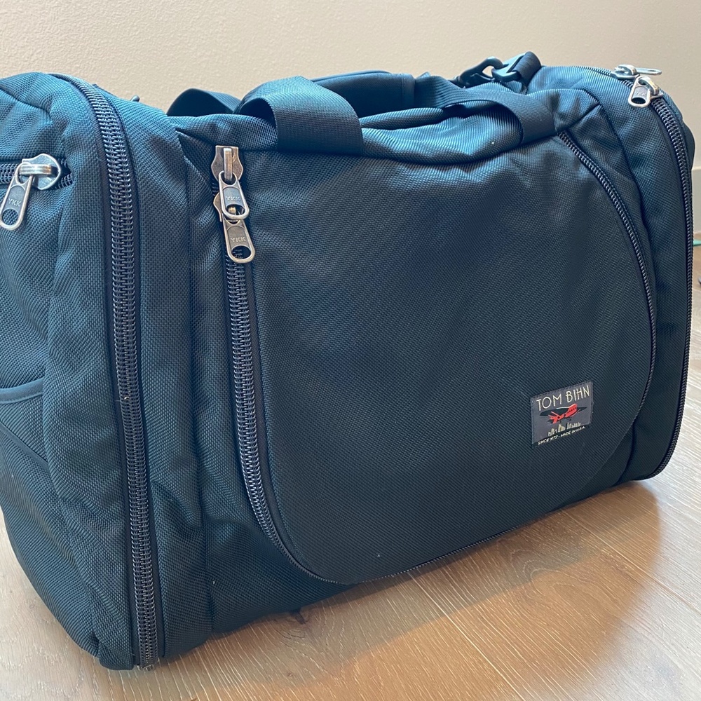 Tom Bihn Aeronaut 45 Carry-on shoulder/backpack